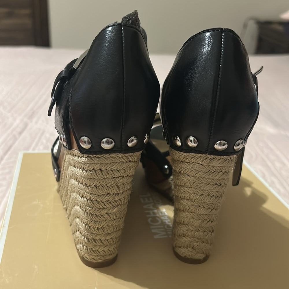 NWB. Michael kors somberly wedge - Picture 3 of 6